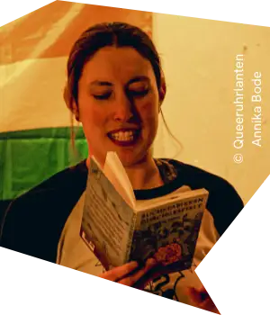 Kim Catrin | WORTHEBEWERK Poetry Slam Waltrop (© Queeruhrlanten Annika Bode)