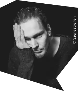 Simeon Buß | WORTHEBEWERK Poetry Slam Waltrop (© Szenestreifen)